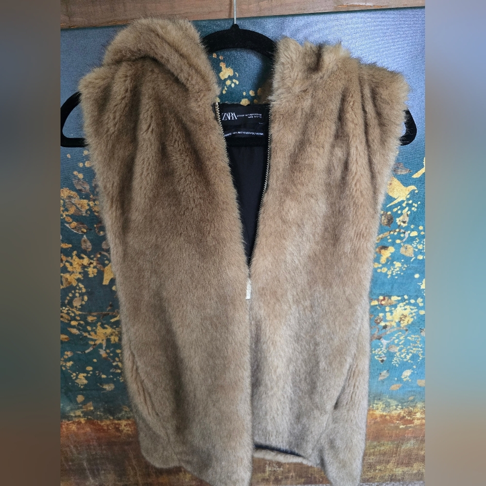 Zara Faux Fur Vest Small Medium - Picture 4 of 12